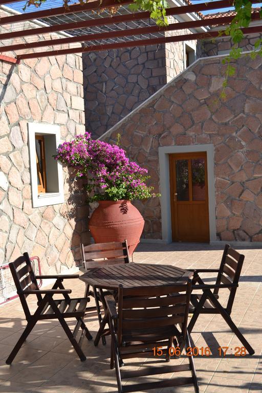 Molivos Castle Apartments ミシナ エクステリア 写真